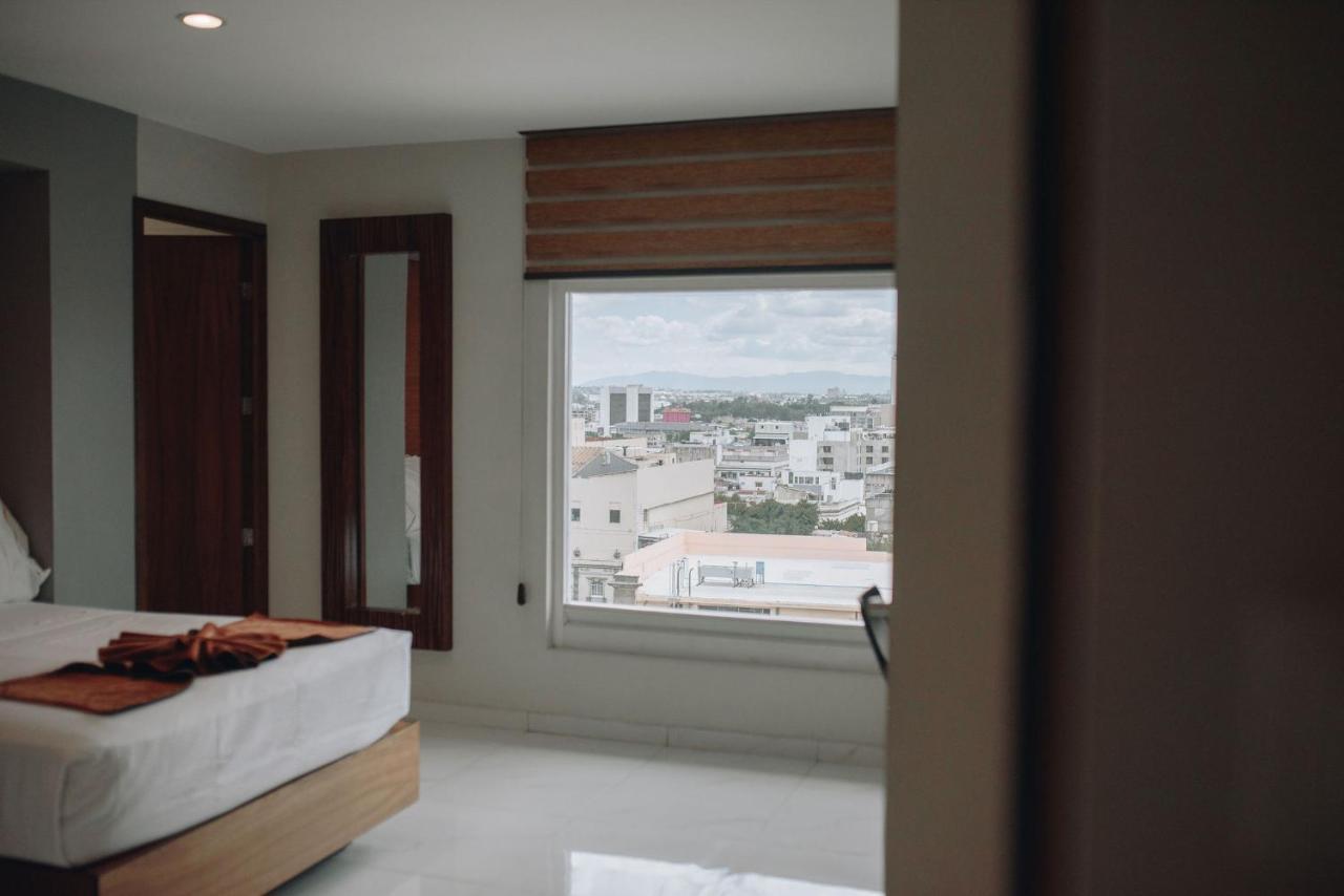 Hotel Dali Plaza Ejecutivo Guadalajara Kültér fotó