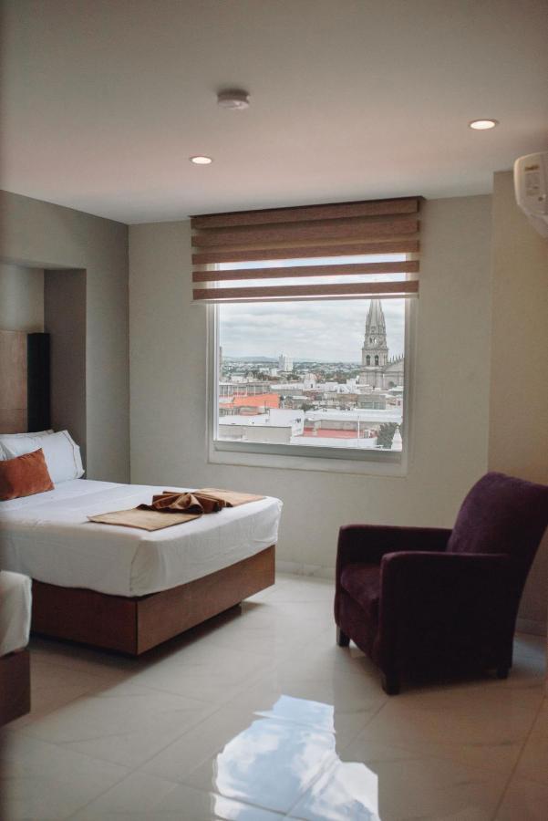 Hotel Dali Plaza Ejecutivo Guadalajara Kültér fotó