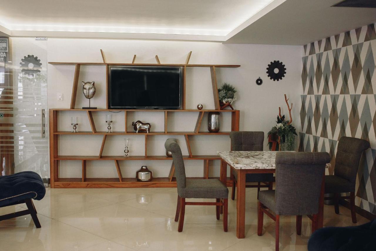 Hotel Dali Plaza Ejecutivo Guadalajara Kültér fotó